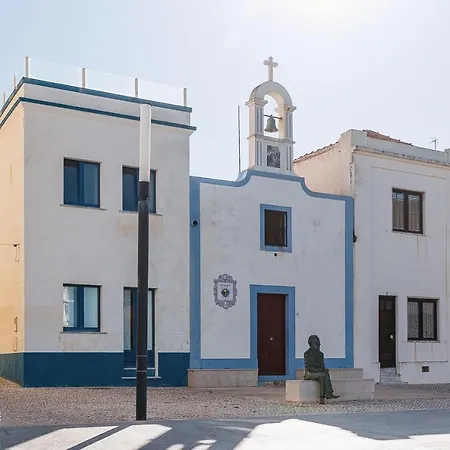 Baleia Atlantic - Piscina Affittacamere Santa Cruz (Oeste)