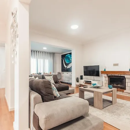 Baleia Atlantic - 5 Bedroom With Pool Guest house