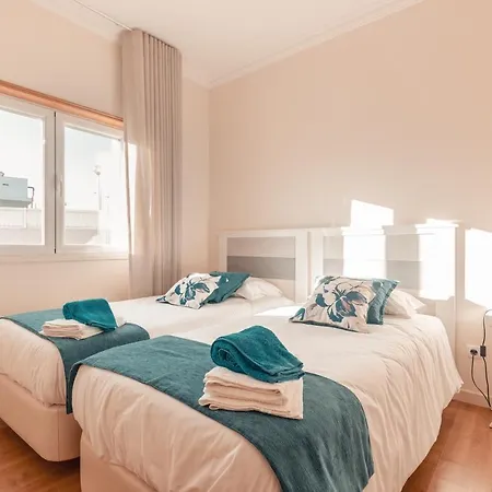 Baleia Atlantic - 5 Bedroom With Pool Santa Cruz (Oeste)