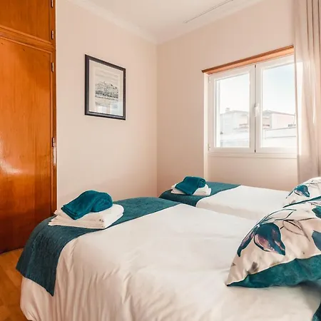 Guest house Baleia Atlantic - 5 Bedroom With Pool *