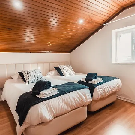Baleia Atlantic - 5 Bedroom With Pool Guest house Santa Cruz (Oeste)
